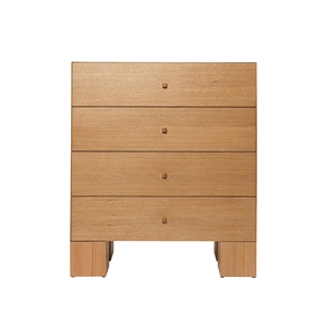 Commode à tiroirs Ferm Living Kuben 1x4 en chêne naturel