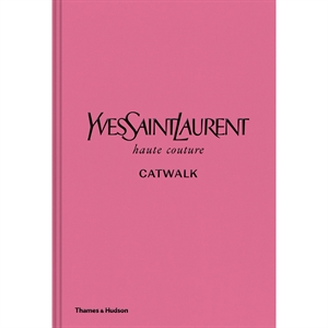 Nouveau Défilé Mags Yves Saint Laurent