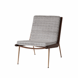 &Tradition Fauteuil Boomerang HM1 Noyer/ Nouvelles Vagues Argent Rock