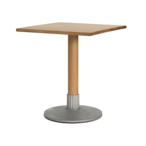 Table Carrée Tock en Chêne , Design House Stockholm