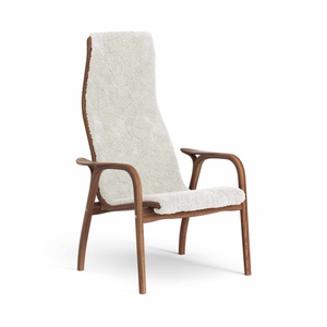 Fauteuil Haut Suédois Lamino, Noyer laqué/Blanc Cassé/ Peau de Mouton