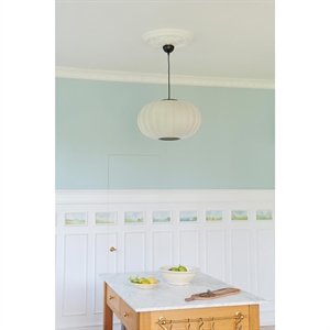 Suspension Ovale en Maille Tricotée à La Made By Hand , Blanc Perle Ø45