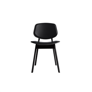 Chaise de salle à manger Pandora de la collection Ro, tapissée en chêne laqué noir et cuir Noir