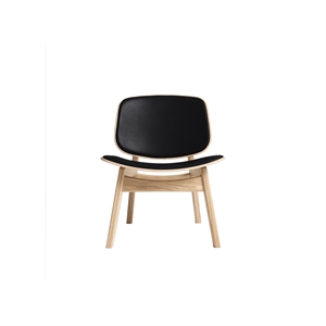 Fauteuil Pandora de la collection Ro, rembourré, en chêne traité au savon et cuir Noir