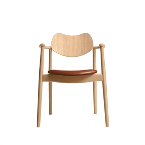 Chaise de salle à manger Regatta de la collection Ro, assise rembourrée, hêtre huilé et cuir Calvados